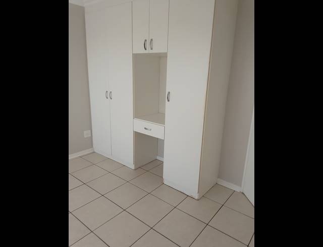 1 bed property to rent in RAVENSWOOD